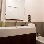 Specchi Su Pontevecchio Apartment