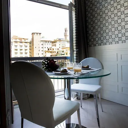 Specchi Su Pontevecchio Appartement