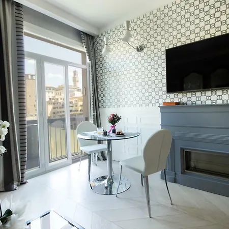 Specchi Su Pontevecchio Appartement