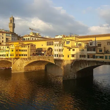 Specchi Su Pontevecchio Apartamento Florença
