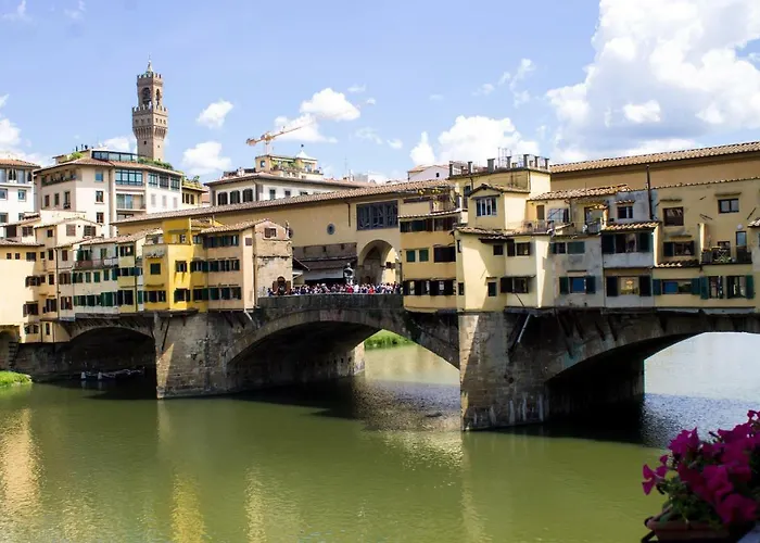 Specchi Su Pontevecchio